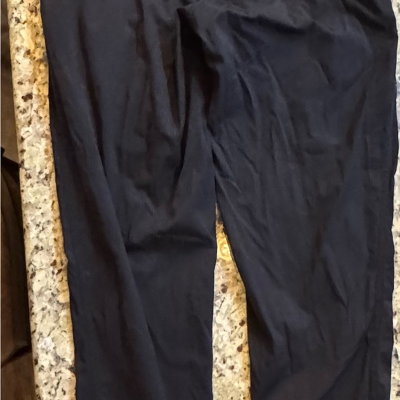 Lululemon Dance Studio mid -rise full length joggers - Picture 3 of 4